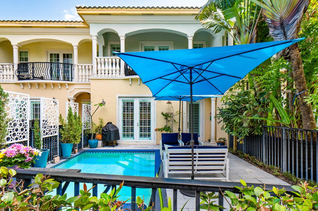 Photo of 615 Avenue #H, Delray Beach, FL 33483 (MLS # R11081051)