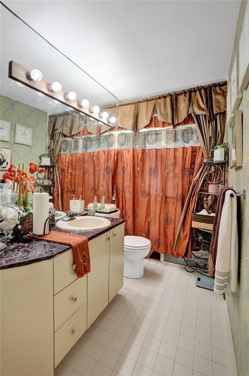 Banyan Club 87-37 B - Residential