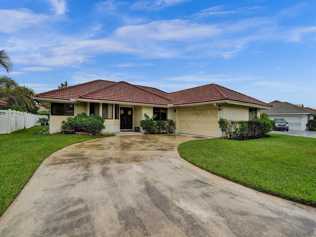 Photo of 7380 NW 39th St, Lauderhill, FL 33319 (MLS # F10542707)