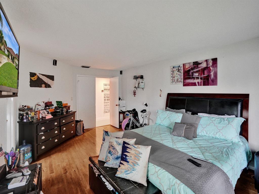 Banyan Club 87-37 B - Residential