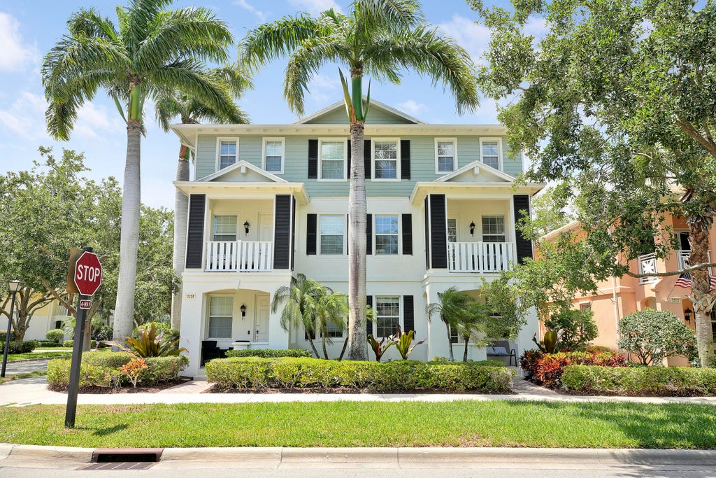 Photo of 3320 W Community Drive, Jupiter, FL 33458 (MLS # R11087618)