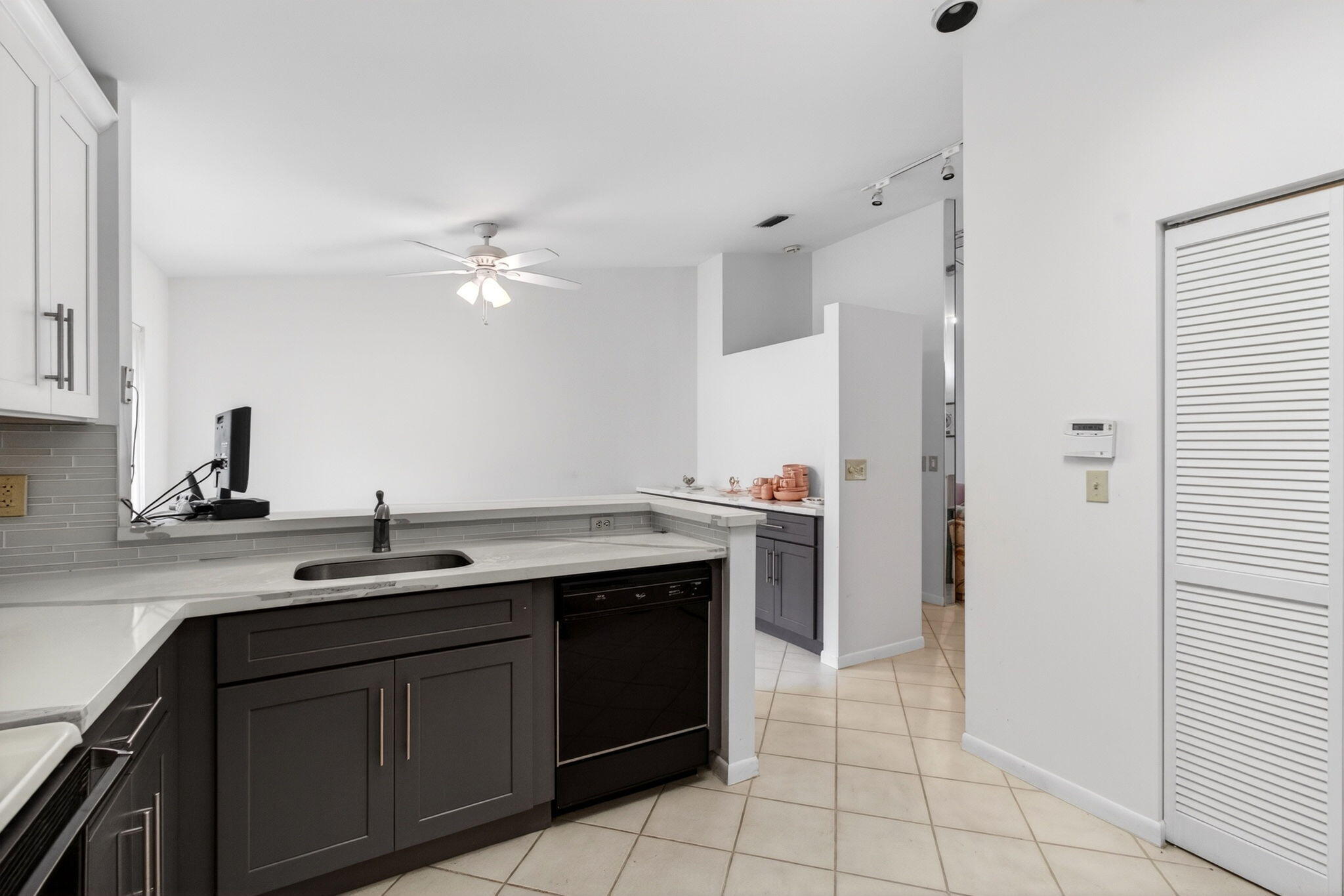Properties 4635 Sextant Circle