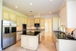 CANYON ISLES - Residential Lease