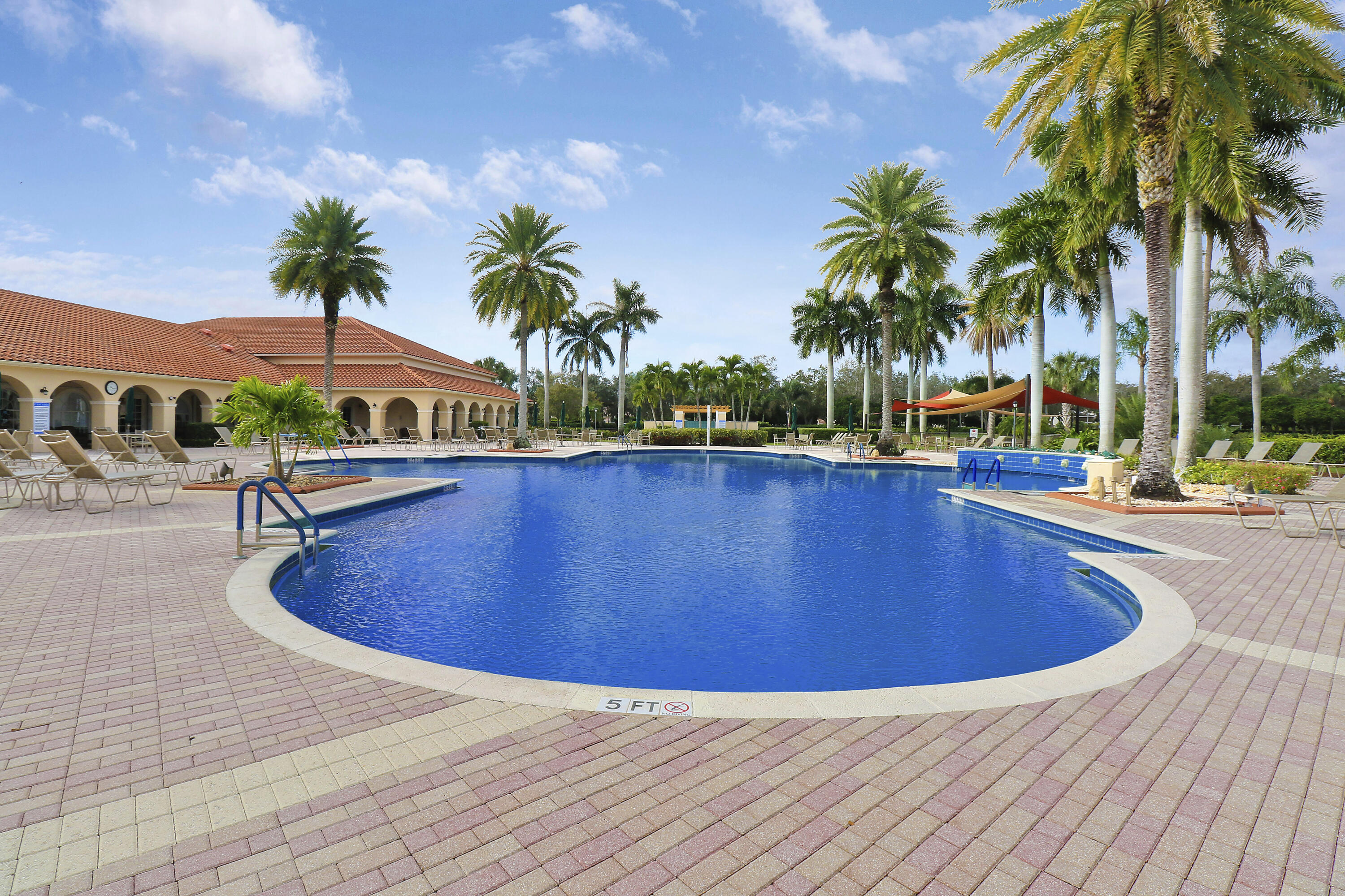 CASCADES AT ST LUCIE WEST PHASE 5 - Residential