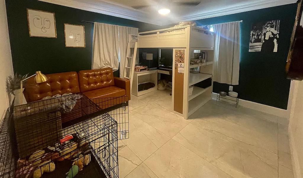 PALM SPRINGS VILLAGE 4 - Residential