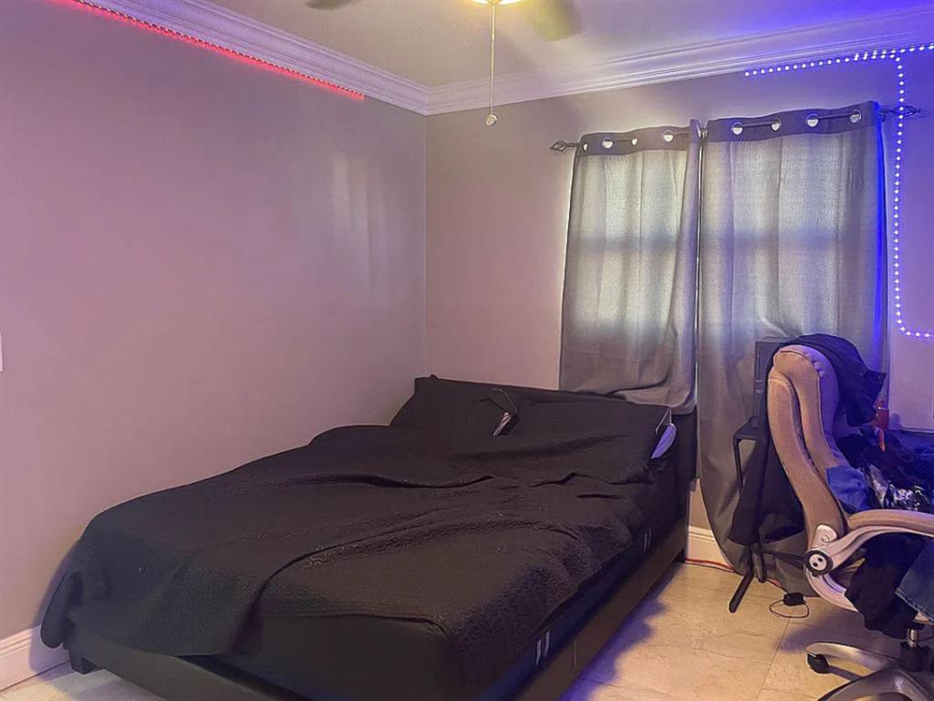 PALM SPRINGS VILLAGE 4 - Residential