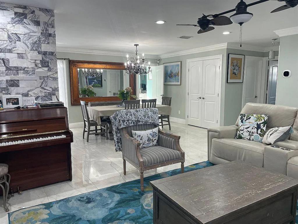 PALM SPRINGS VILLAGE 4 - Residential