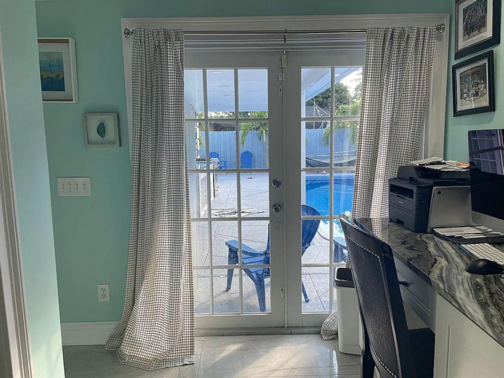 PALM SPRINGS VILLAGE 4 - Residential