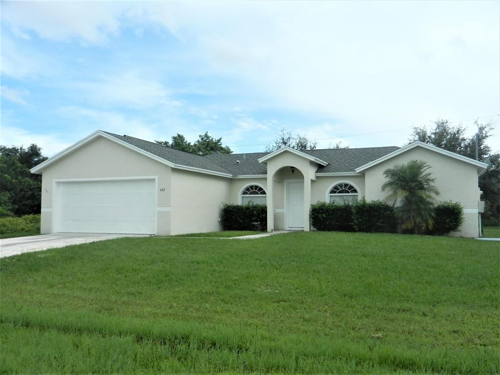 Photo of 432 SW Prater Avenue, Port Saint Lucie, FL 34953 (MLS # R10719962)