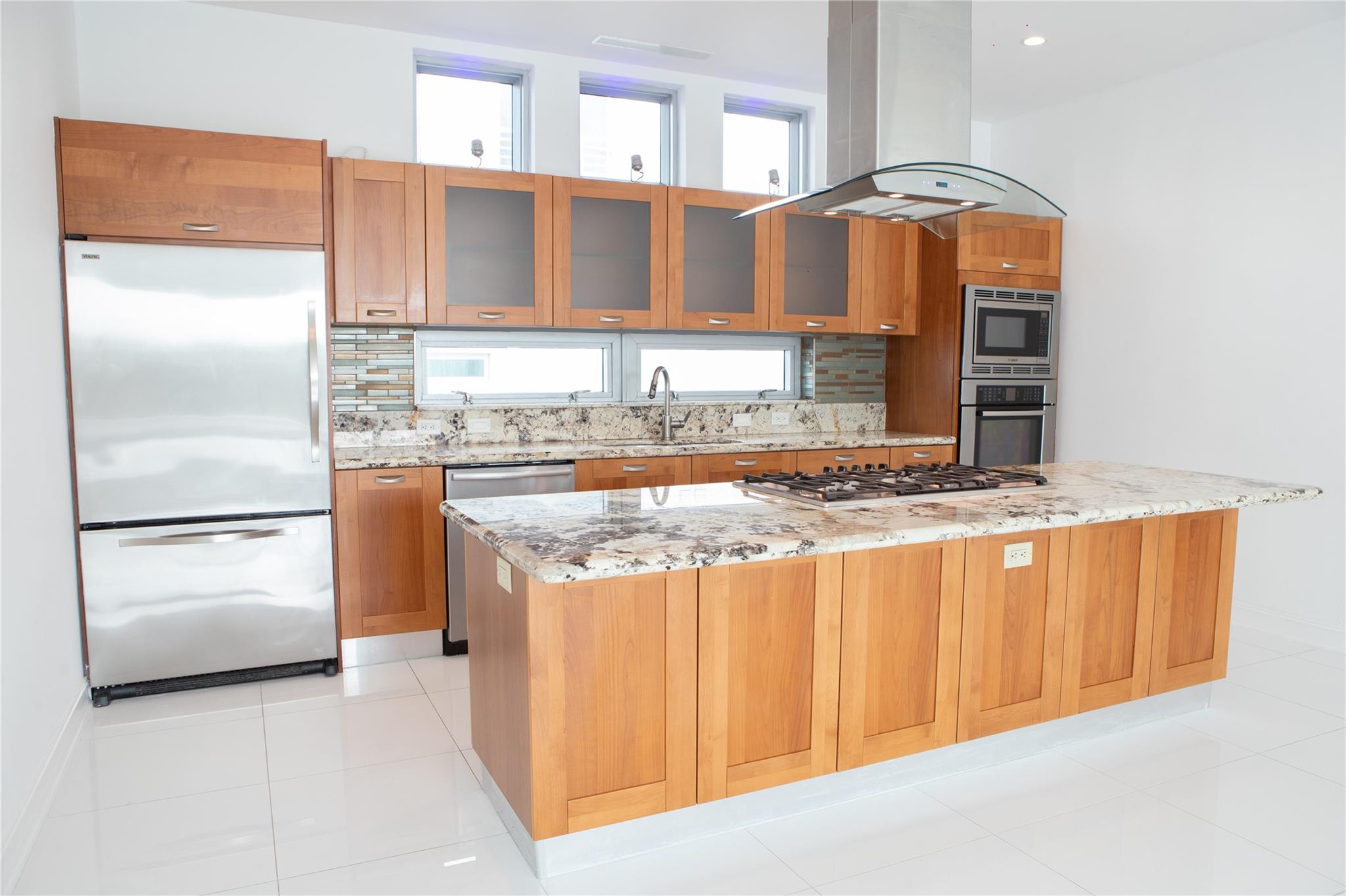 OCEAN PEARL - Residential