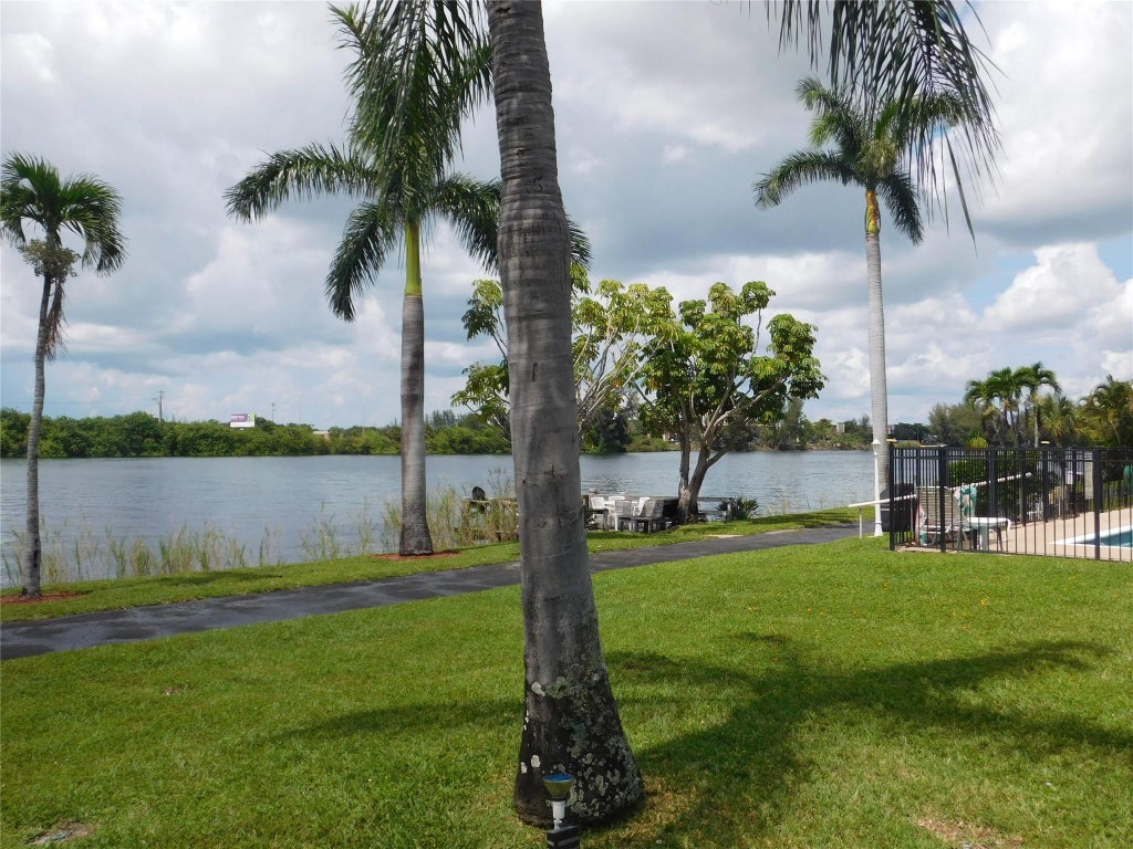 Photo of 960 Crystal Lake Drive, Pompano Beach, FL 33064 (MLS # B26091584)