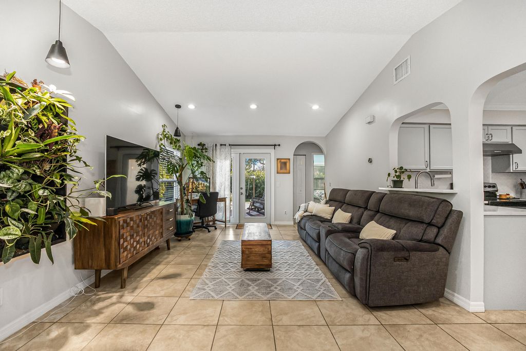 Photo of 762 Bayharbor Terrace, Sebastian, FL 32958 (MLS # R11164538)