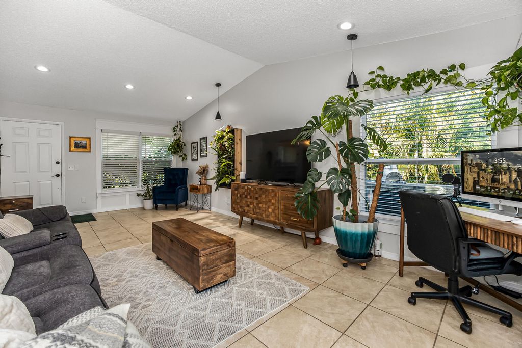 Photo of 762 Bayharbor Terrace, Sebastian, FL 32958 (MLS # R11164538)