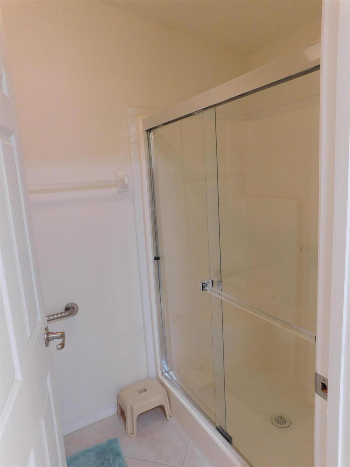 EAGLE'S RETREAT AT SAVANN - Residential