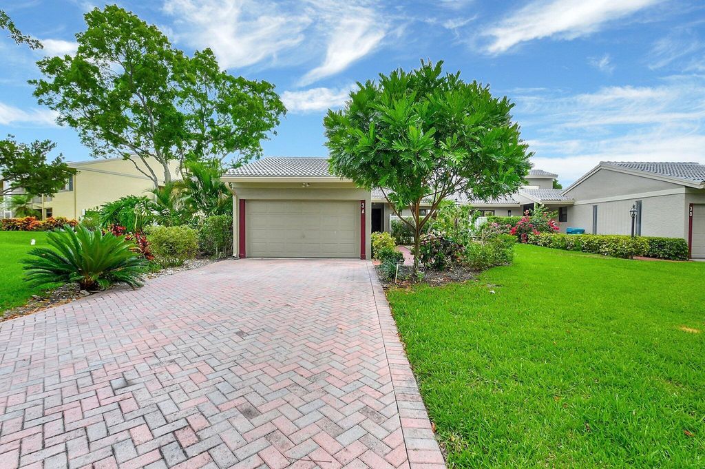 Photo of 3 Eastgate Drive #A, Boynton Beach, FL 33436 (MLS # R10991331)