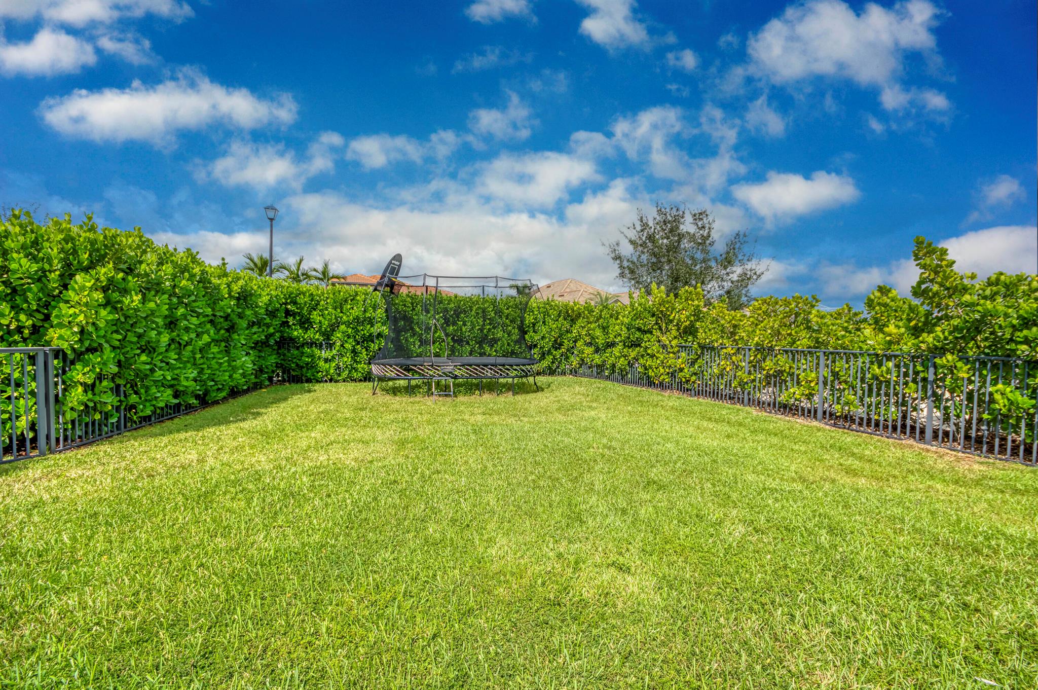Sonoma Isles - Residential