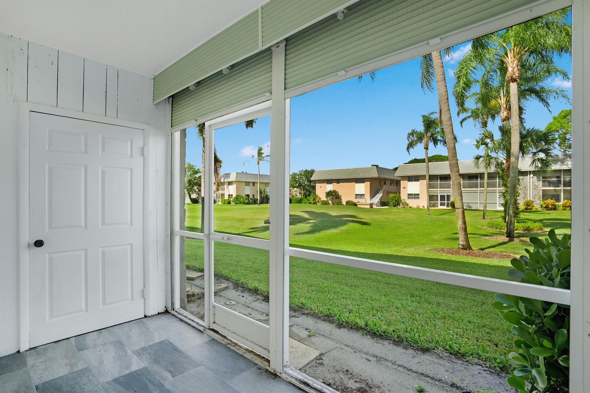 THE LITTLE CLUB CONDO - Residential Lease
