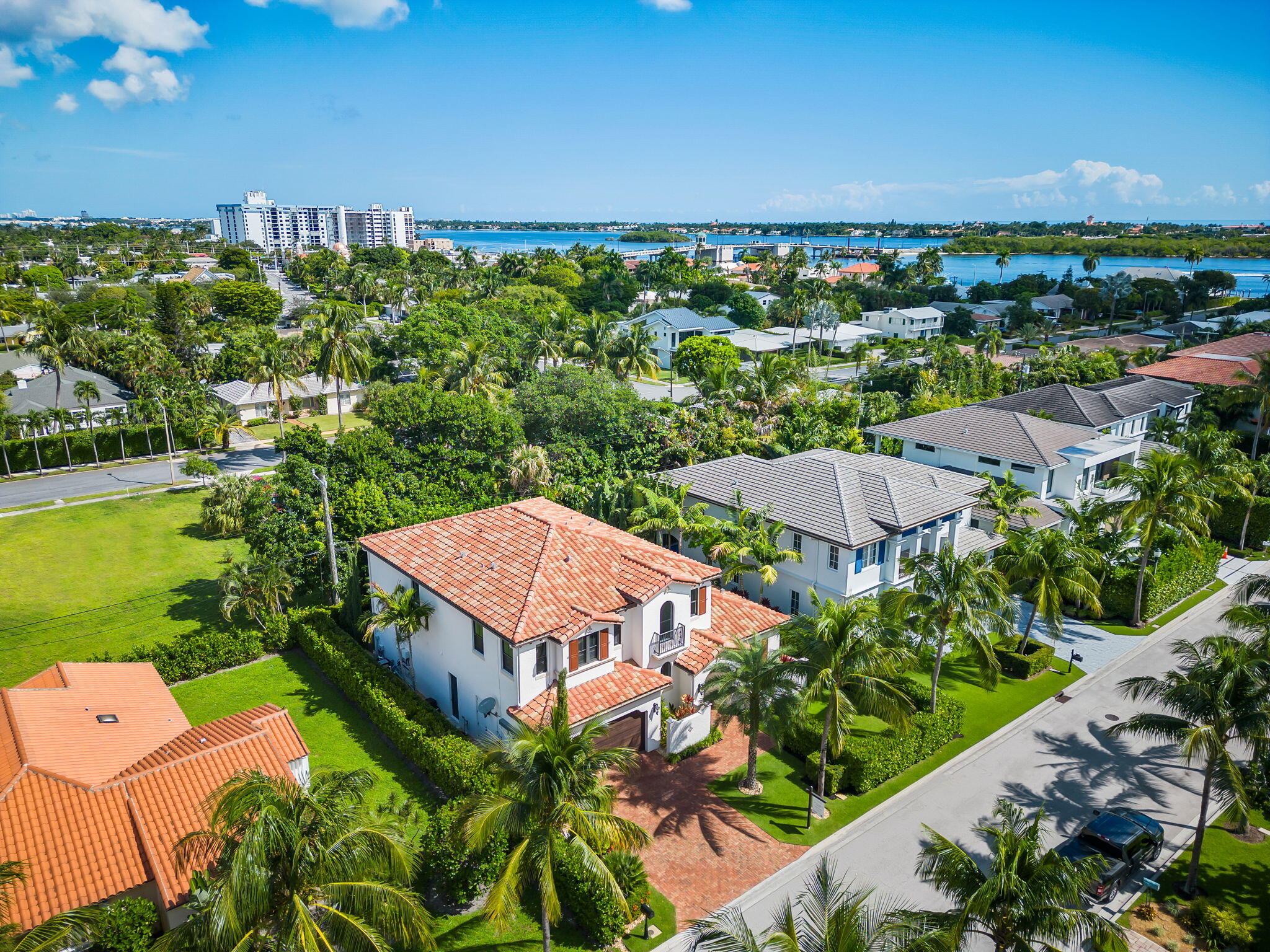 EDMOR ESTATES - Residential