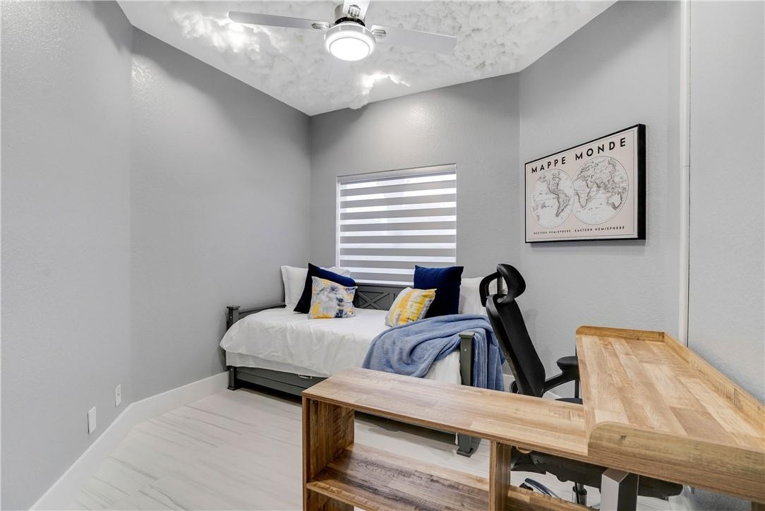 WILLOW LAKE REPLAT - Residential Lease