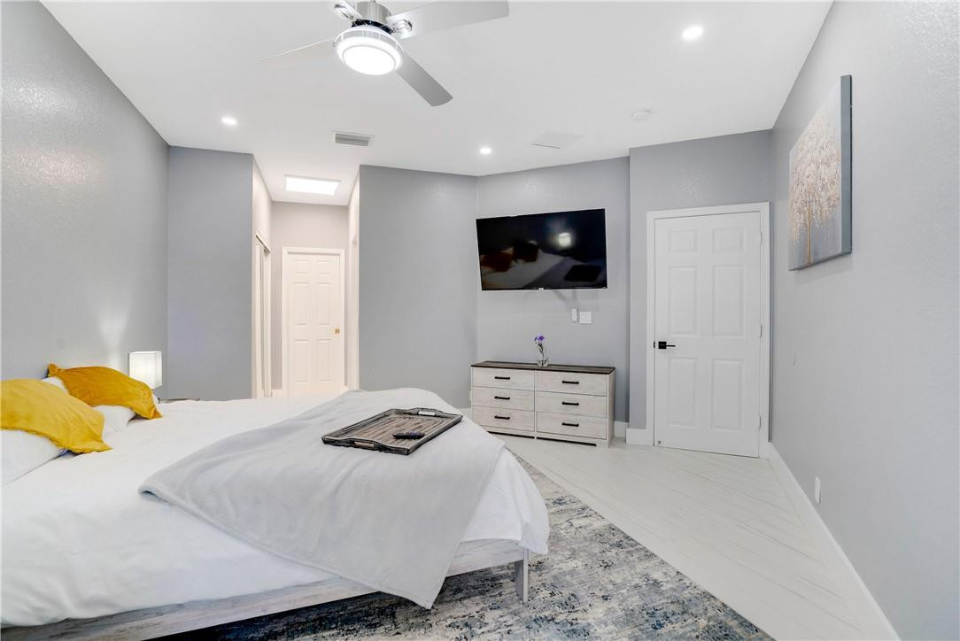 WILLOW LAKE REPLAT - Residential Lease