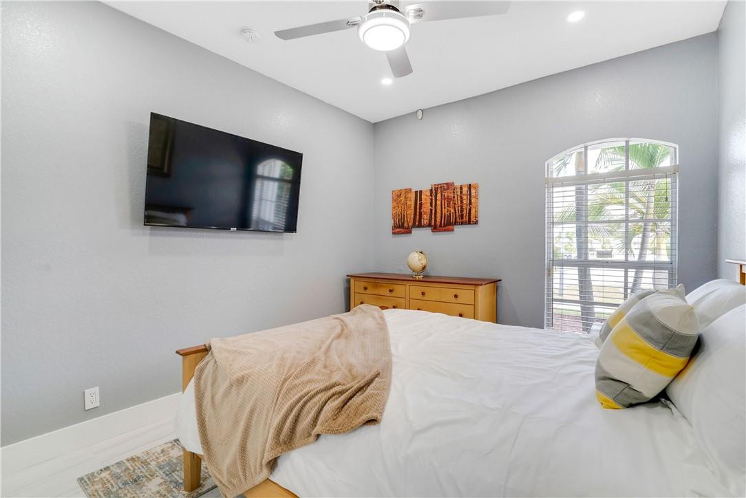 WILLOW LAKE REPLAT - Residential Lease