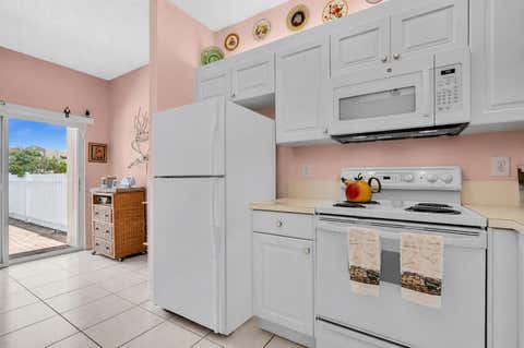 Tiny photo for 7647 SOUTHAMPTON Terrace #115, Tamarac, FL 33321 (MLS # B26054426)