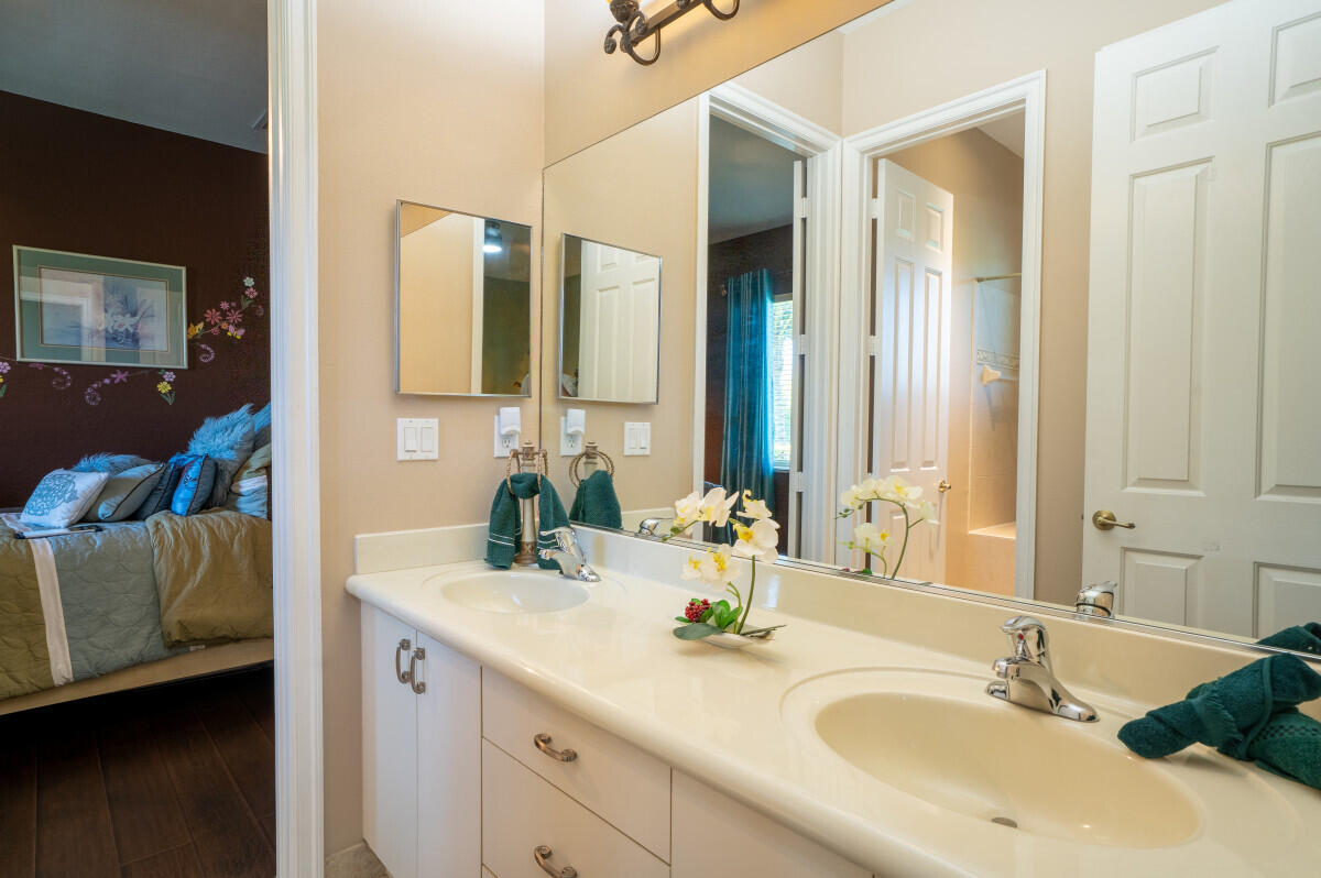 RIVERSTONE - Residential