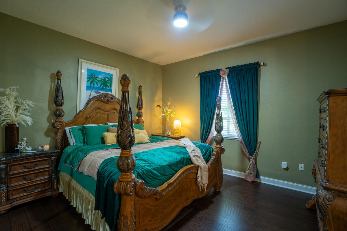 RIVERSTONE - Residential