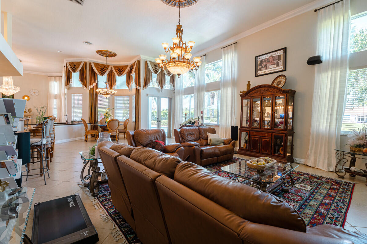 RIVERSTONE - Residential