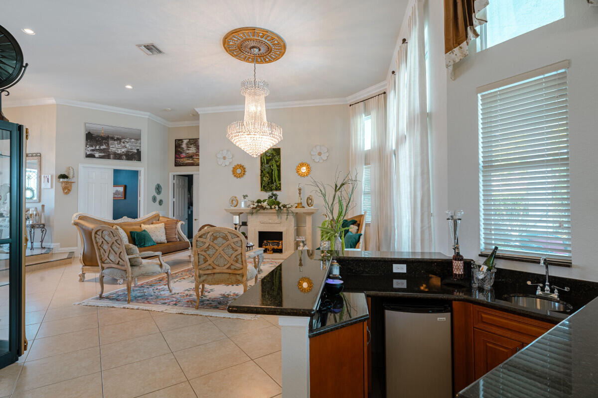 RIVERSTONE - Residential