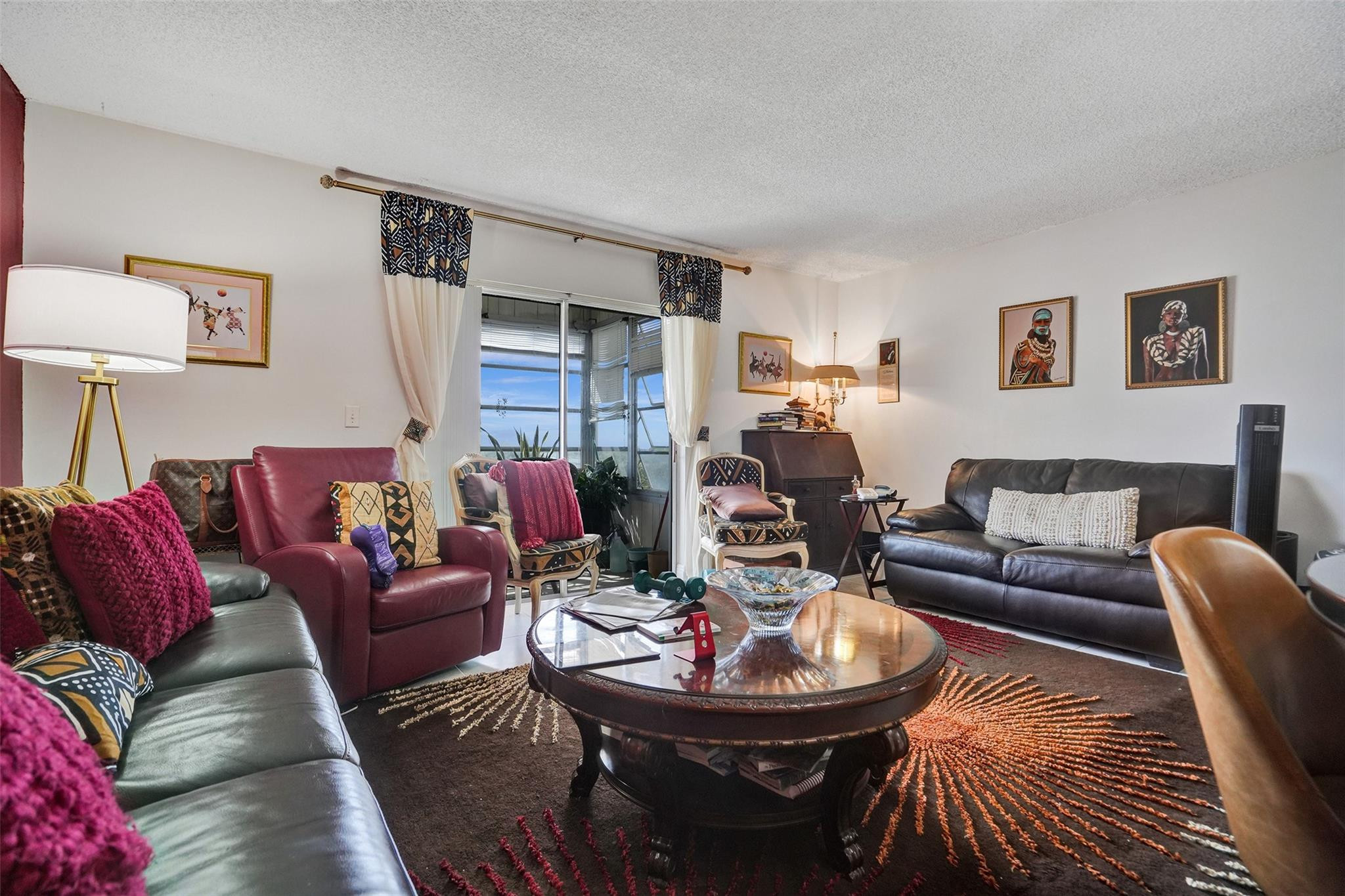 Castle Gardens Apartments - Residential