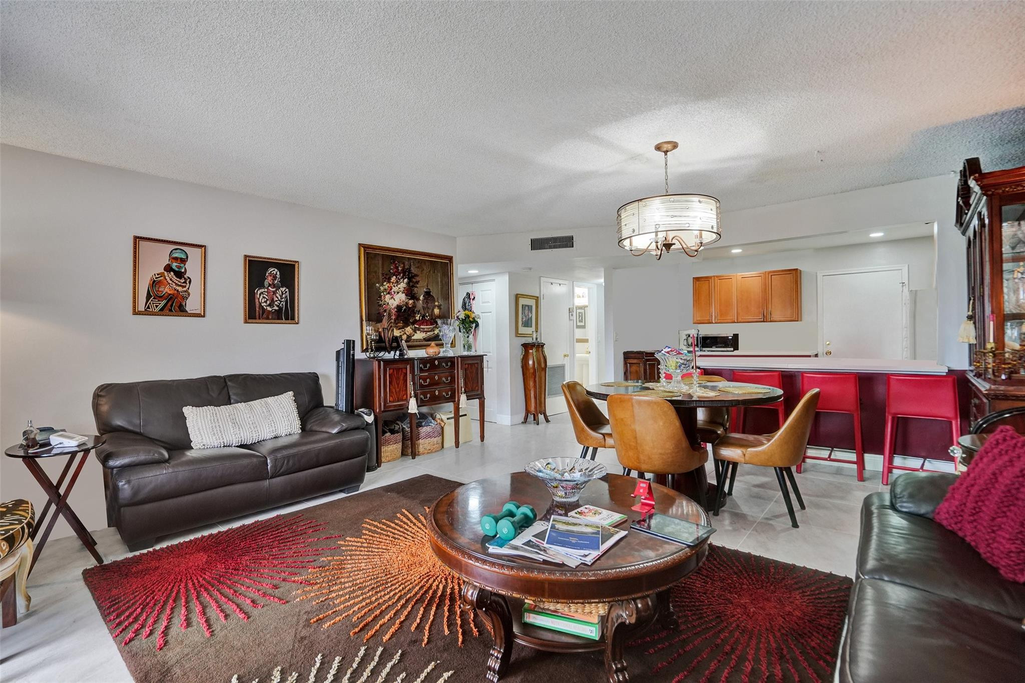 Castle Gardens Apartments - Residential