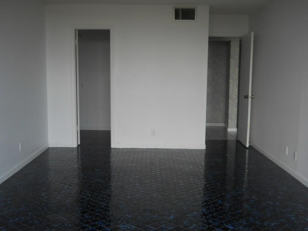 ENVIRON I CONDO - Residential