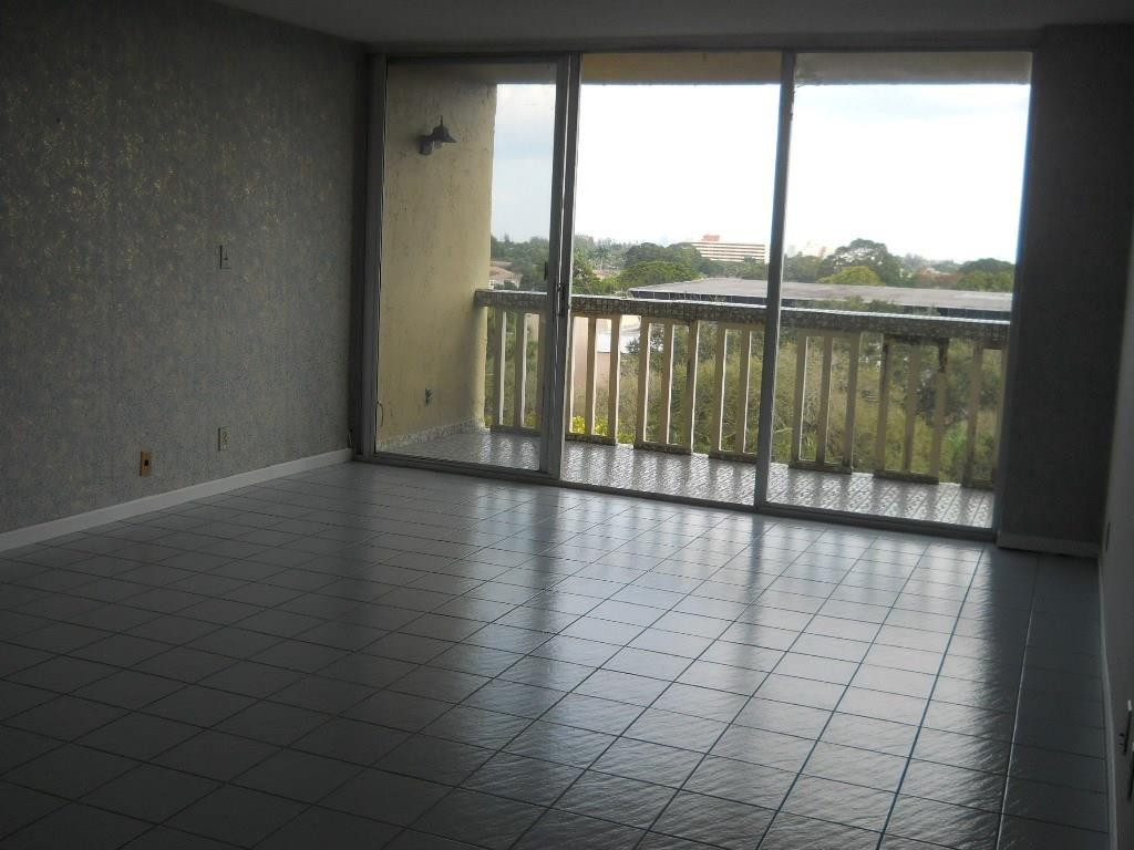 ENVIRON I CONDO - Residential