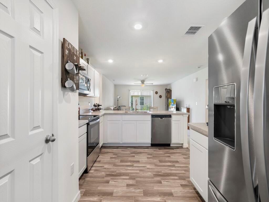 PORT ST LUCIE SECTION 10 - Residential