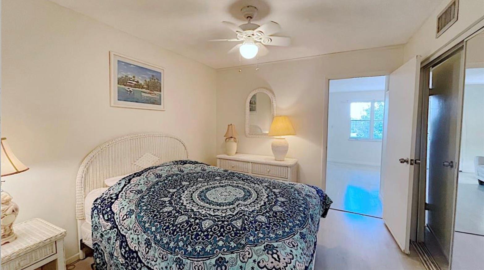 Colonnades Condo 4 - Residential Lease