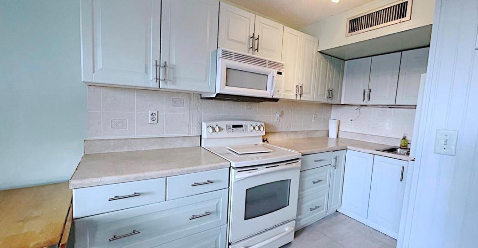 Colonnades Condo 4 - Residential Lease