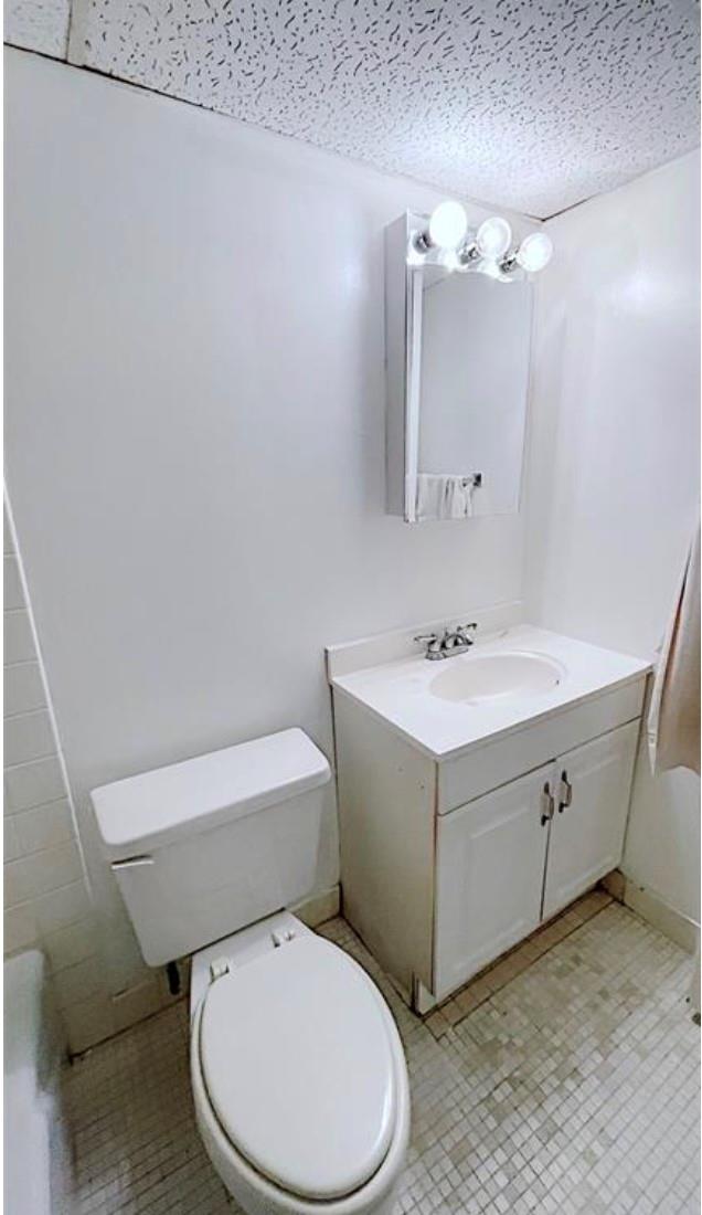Colonnades Condo 4 - Residential Lease