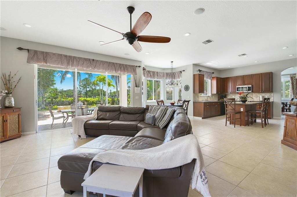 HAMMOCK CREEK PLAT 4 - Residential