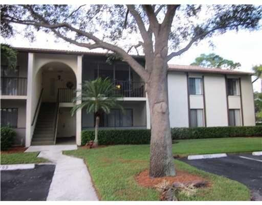 Photo of 2025 SW Silver Pine Way #120-D1, Palm City, FL 34990 (MLS # R10759937)