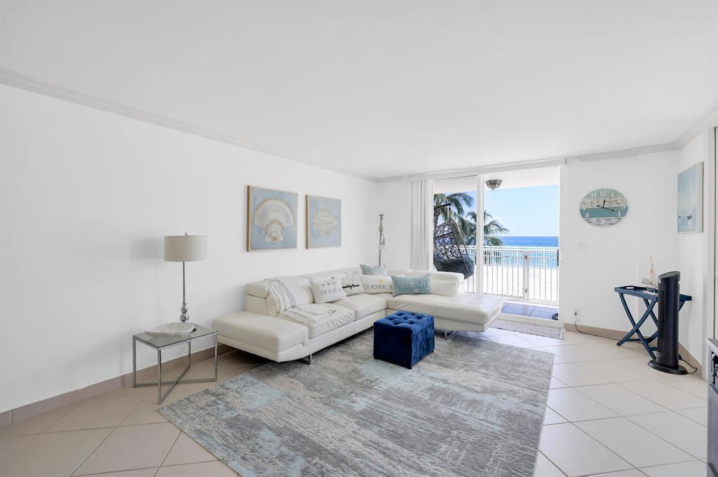 Hillsboro Le Baron Condo - Residential Lease