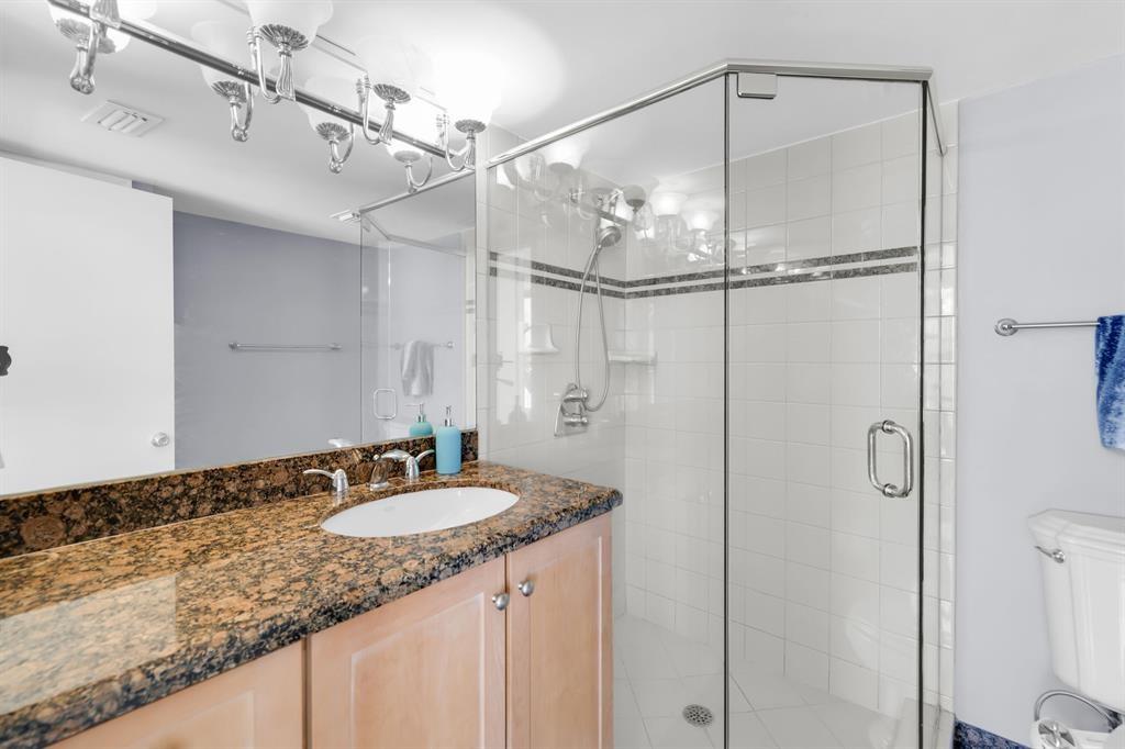 Hillsboro Le Baron Condo - Residential Lease
