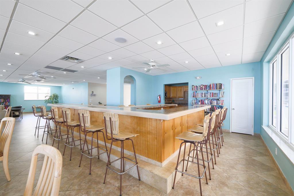 Hillsboro Le Baron Condo - Residential Lease