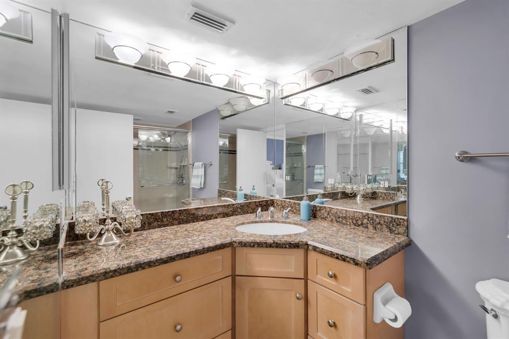 Hillsboro Le Baron Condo - Residential Lease