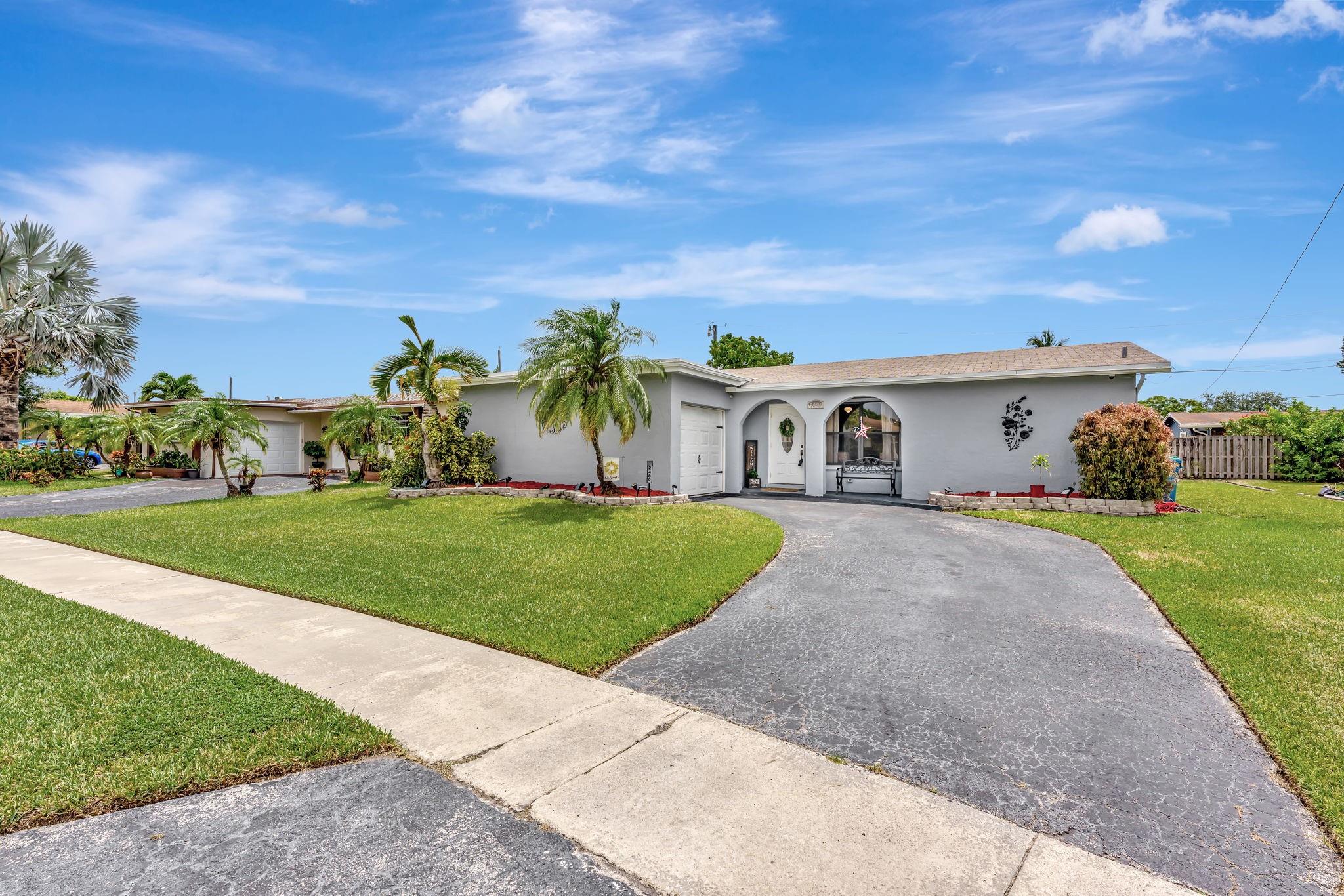 2480 NW 94th Ter