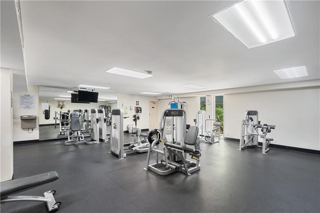 POMPANO BEACH CLUB - Residential