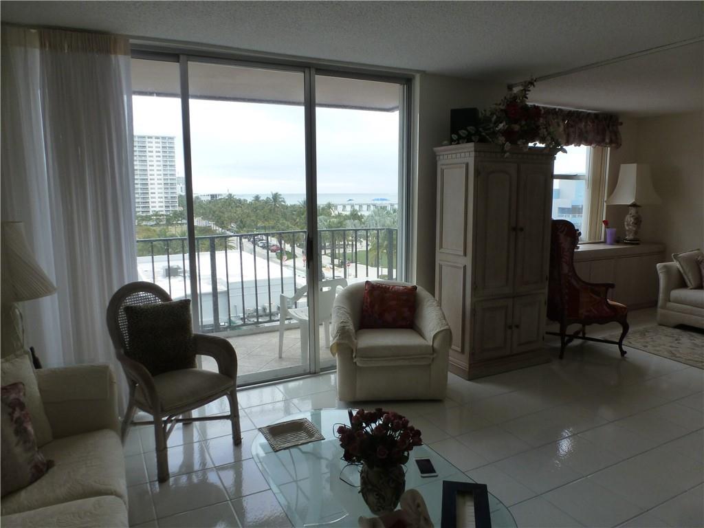 POMPANO BEACH CLUB - Residential