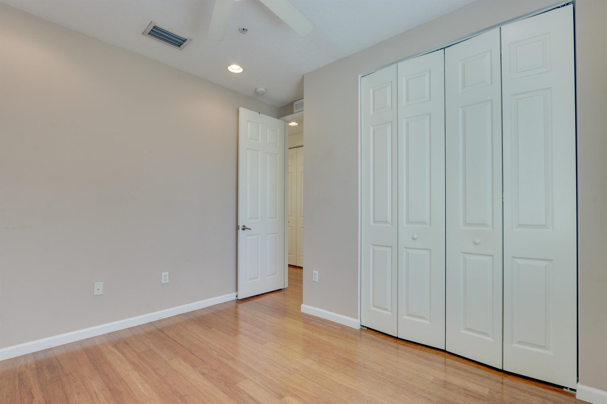 RENAISSANCE COMMONS PUD - Residential Lease