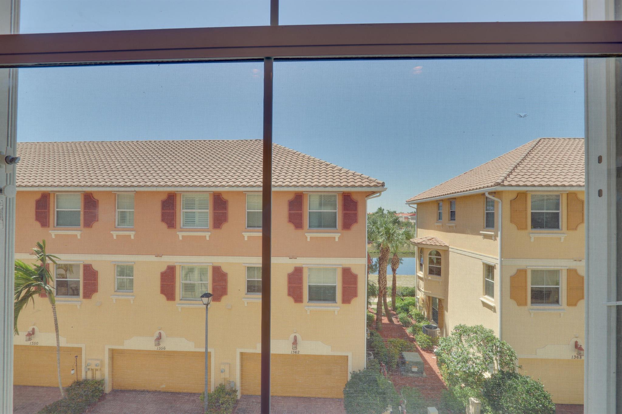 RENAISSANCE COMMONS PUD - Residential Lease