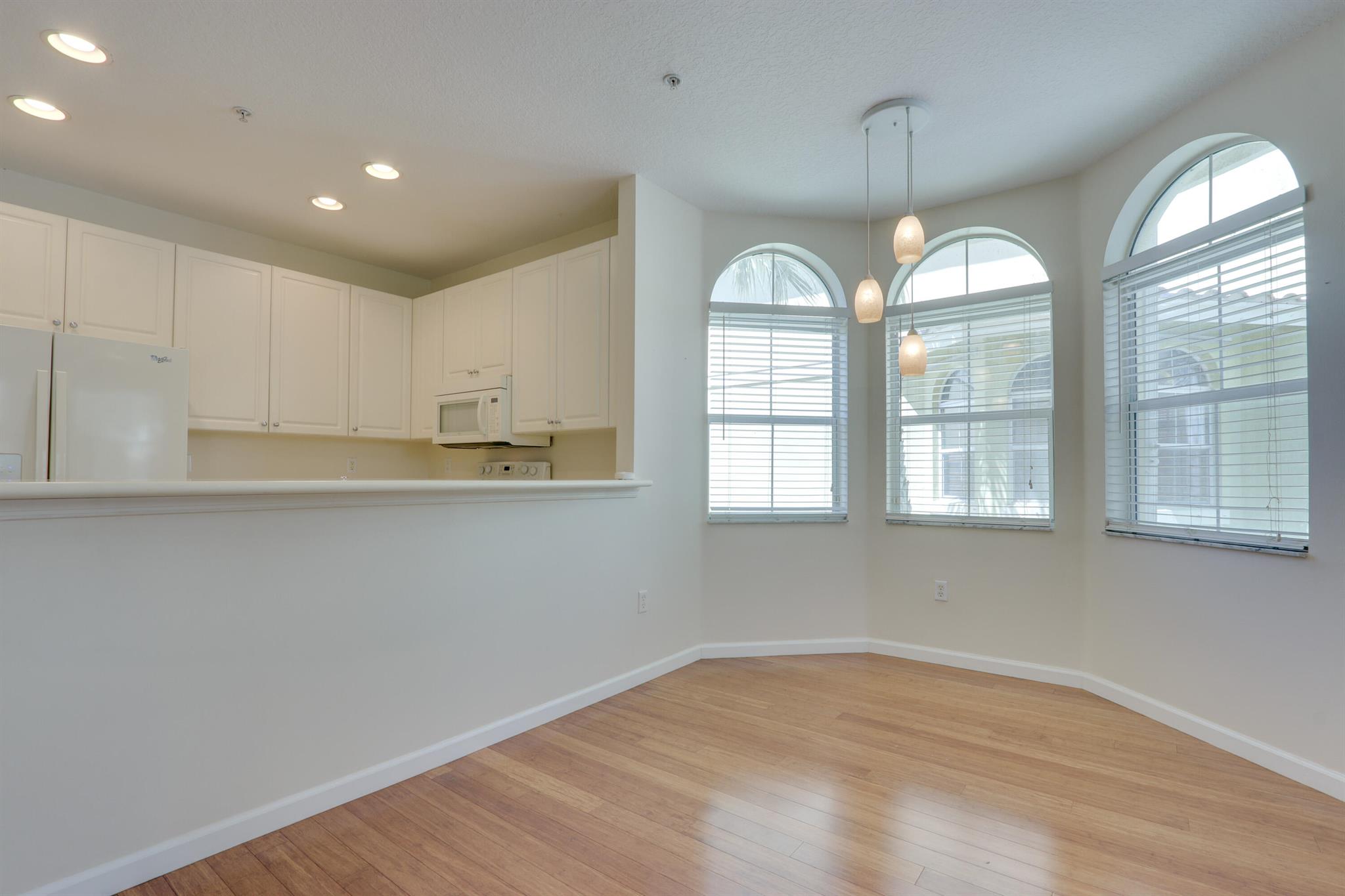 RENAISSANCE COMMONS PUD - Residential Lease